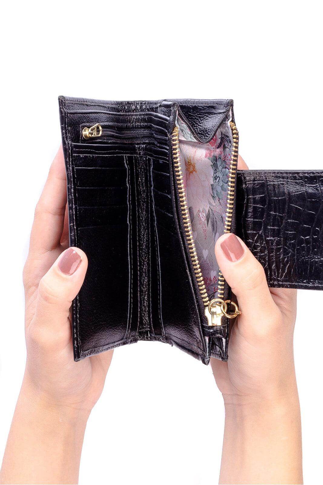 Carteira feminina de couro croco Lanna 10x15,5cm