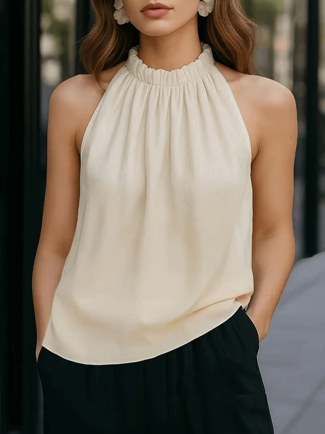 Blusa Regata Sem Mangas com Detalhe Franzido no Pescoço - Naomi