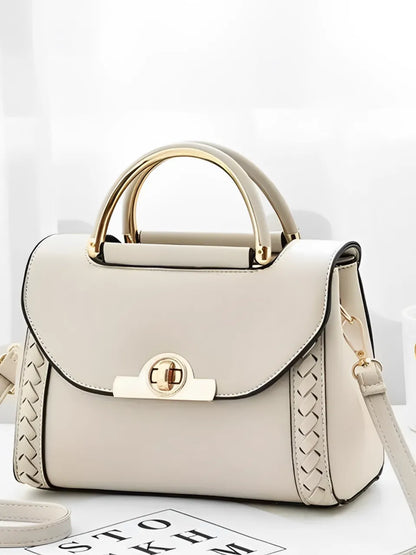 Bolsa Tiracolo Quadrada com Alça de Metal e Detalhes Trançados - July