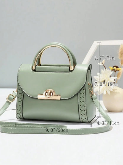 Bolsa Tiracolo Quadrada com Alça de Metal e Detalhes Trançados - July