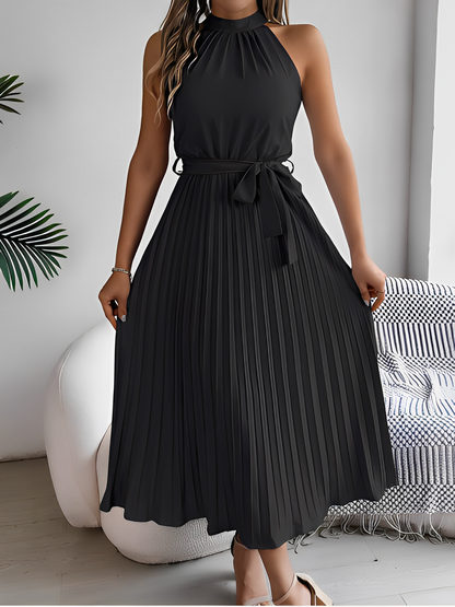 Vestido Midi Plissado com Decote Halter e Faixa Ajustável na Cintura – Dora