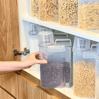 Kit 4 Potes Herméticos Porta Mantimento com Copo Medidor 2,5 Litros