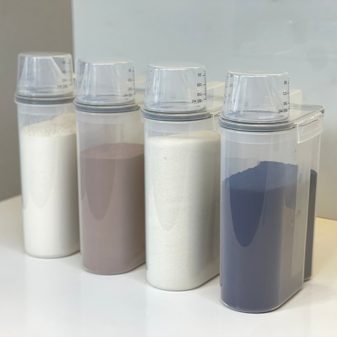 Kit 4 Potes Herméticos Porta Mantimento com Copo Medidor 2,5 Litros